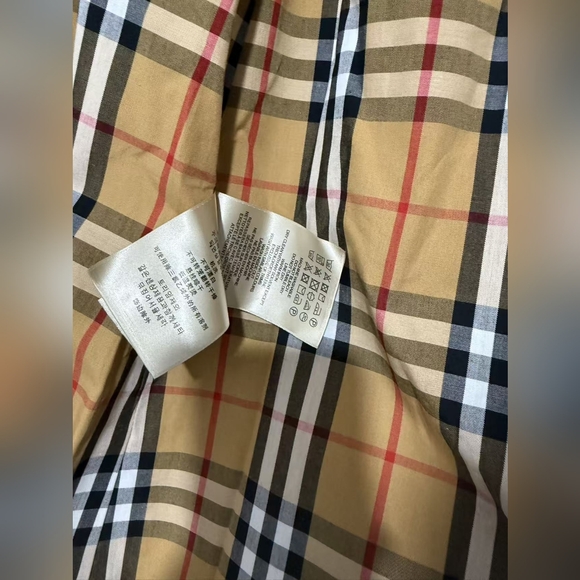 Burberry Tan Trench Coat for Women - Picture 14 of 15